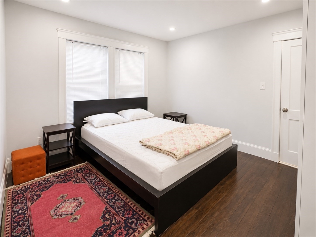 8 Rose St # 8