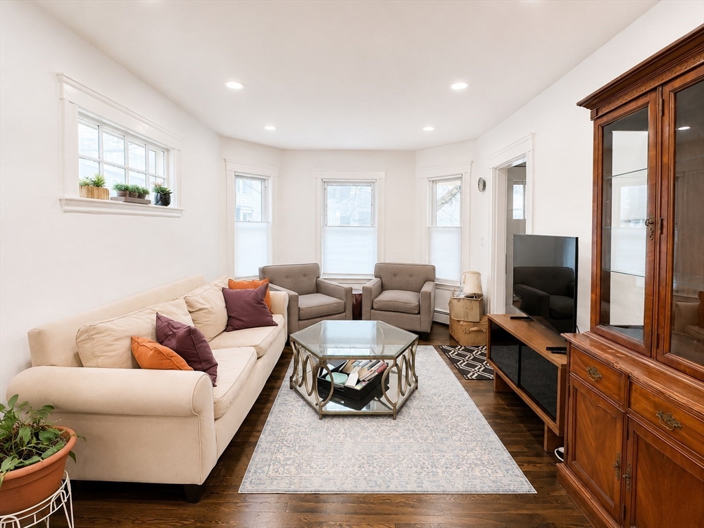 8 Rose St # 8