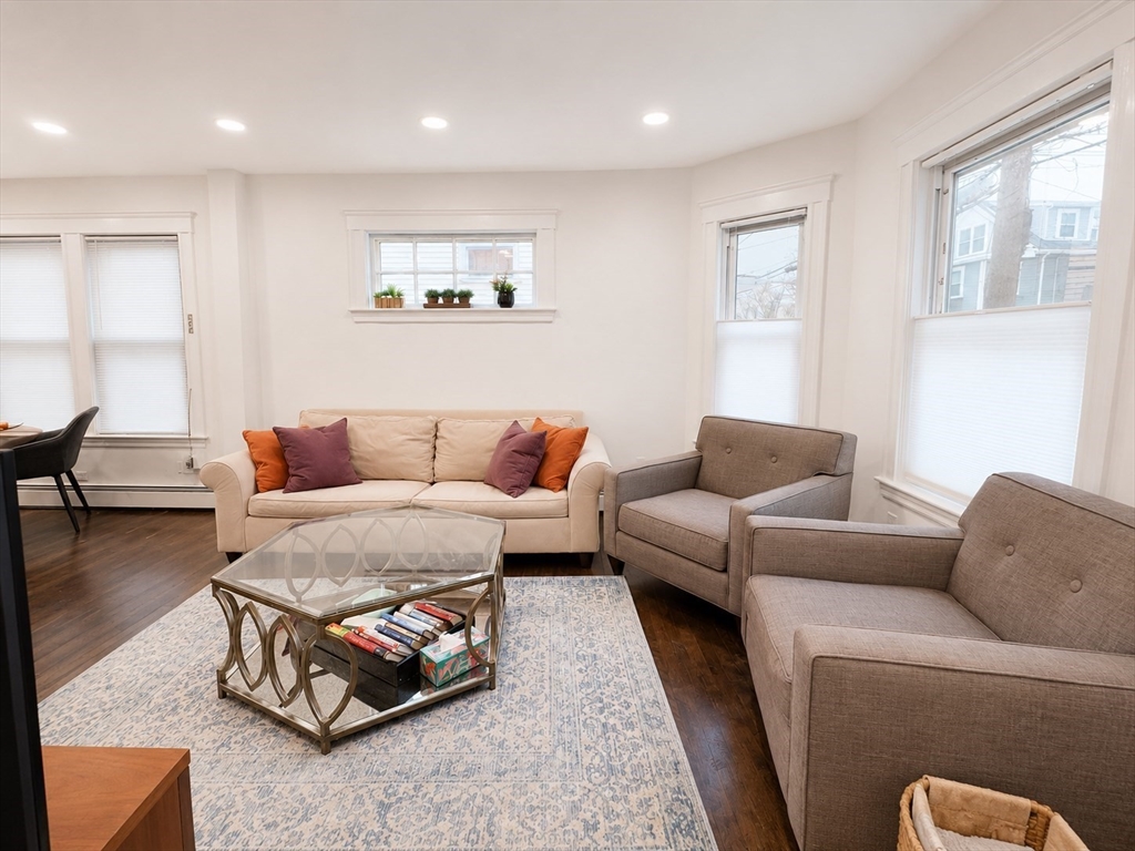 8 Rose St # 8