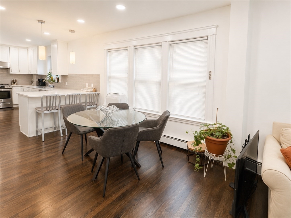 8 Rose St # 8