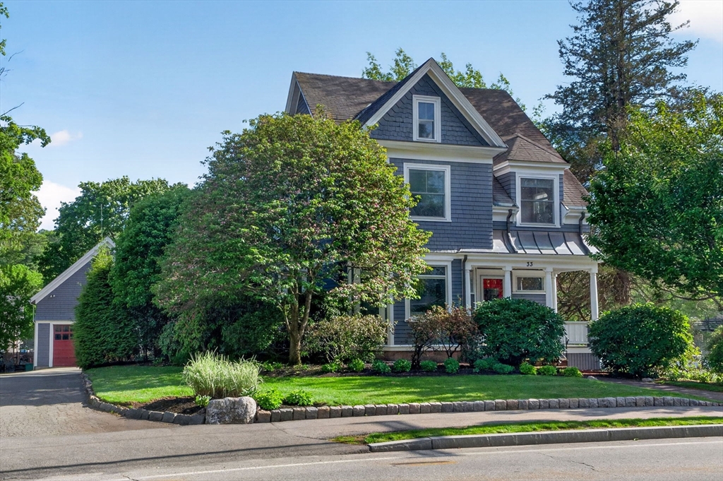 33 Linden Street