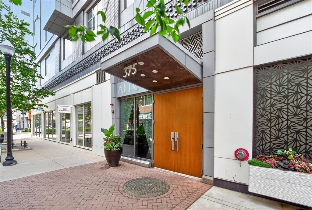 375-A Canal St # 801