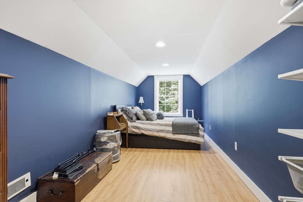 57 Berlin Rd