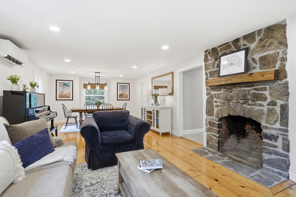 99 Nourse Rd