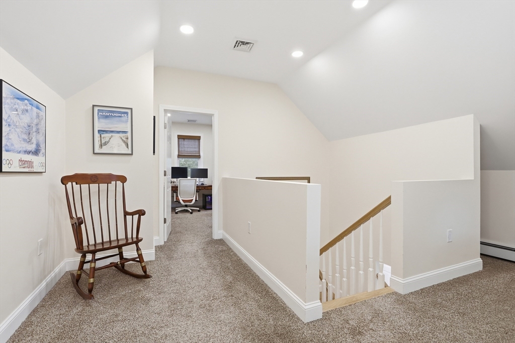 99 Nourse Rd
