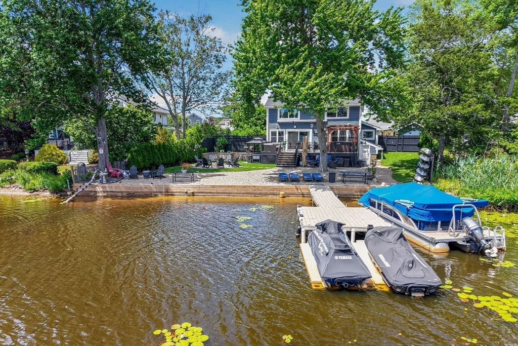 77 Furnace Ln