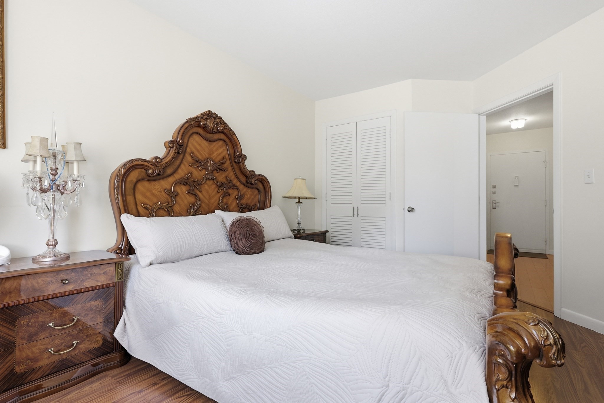 20 Hammond Pond Pkway # 201