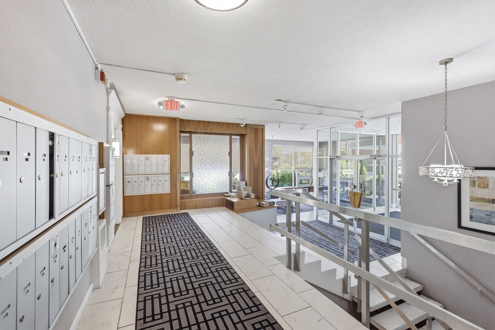 20 Hammond Pond Pkway # 201