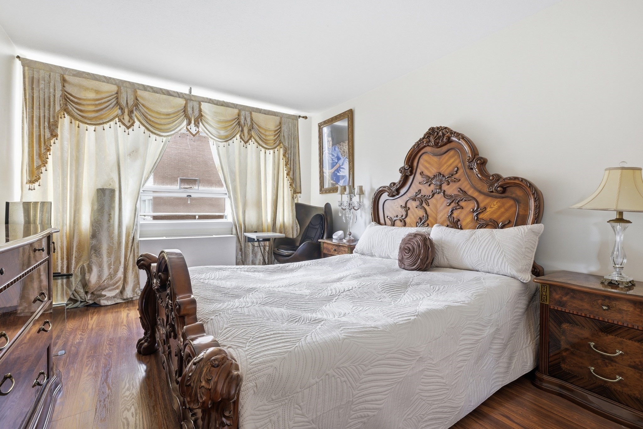 20 Hammond Pond Pkway # 201