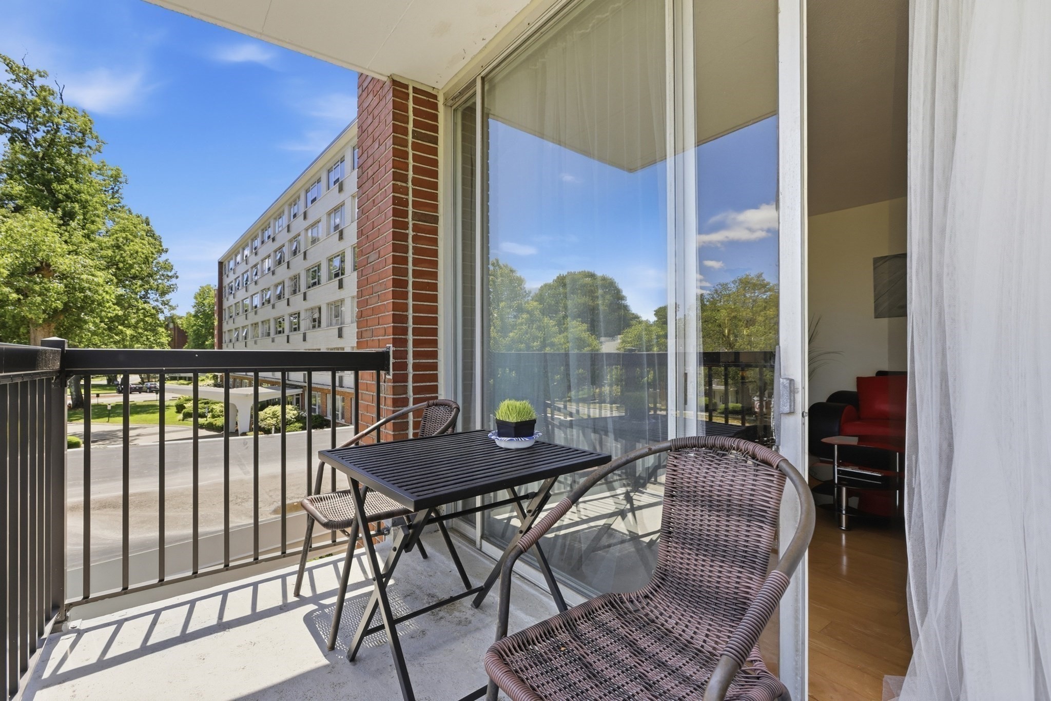 20 Hammond Pond Pkway # 201