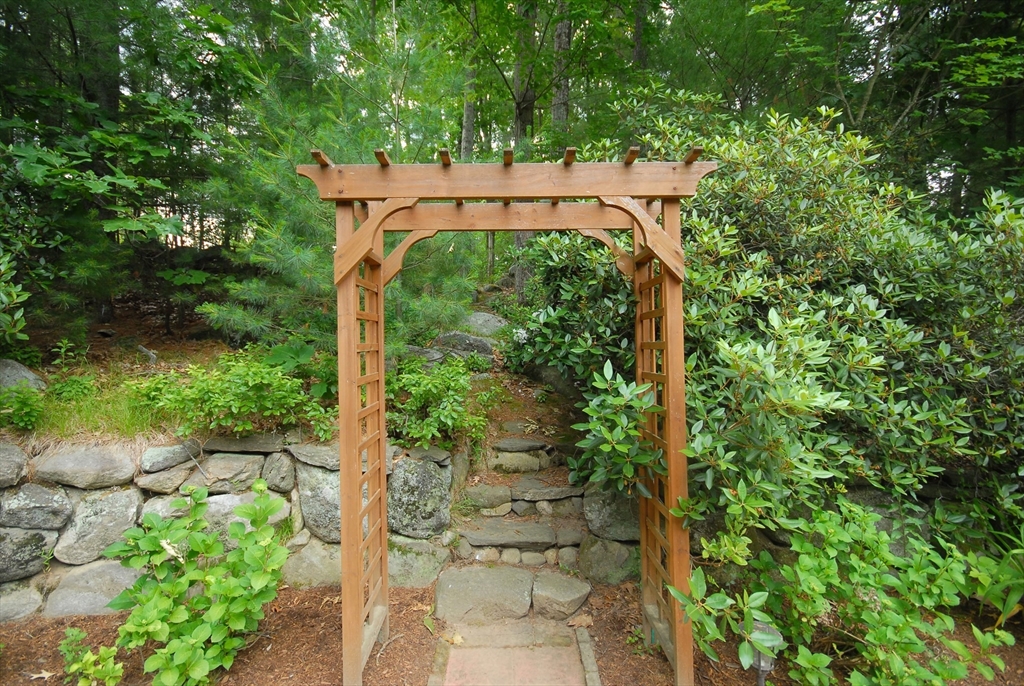 67 Seminole Road