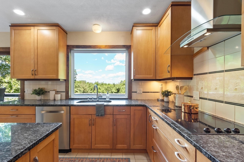 261 Old Littleton Road