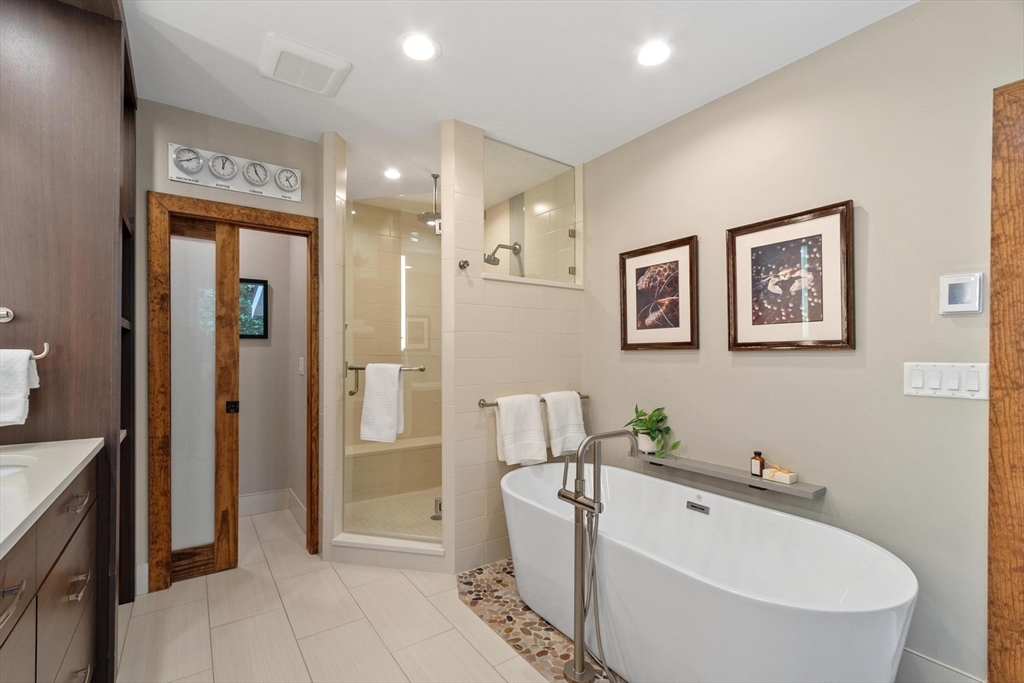 261 Old Littleton Road