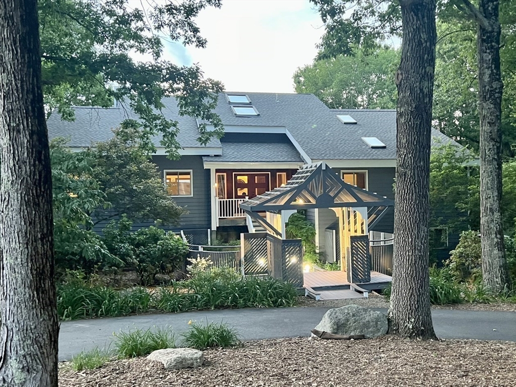 261 Old Littleton Road
