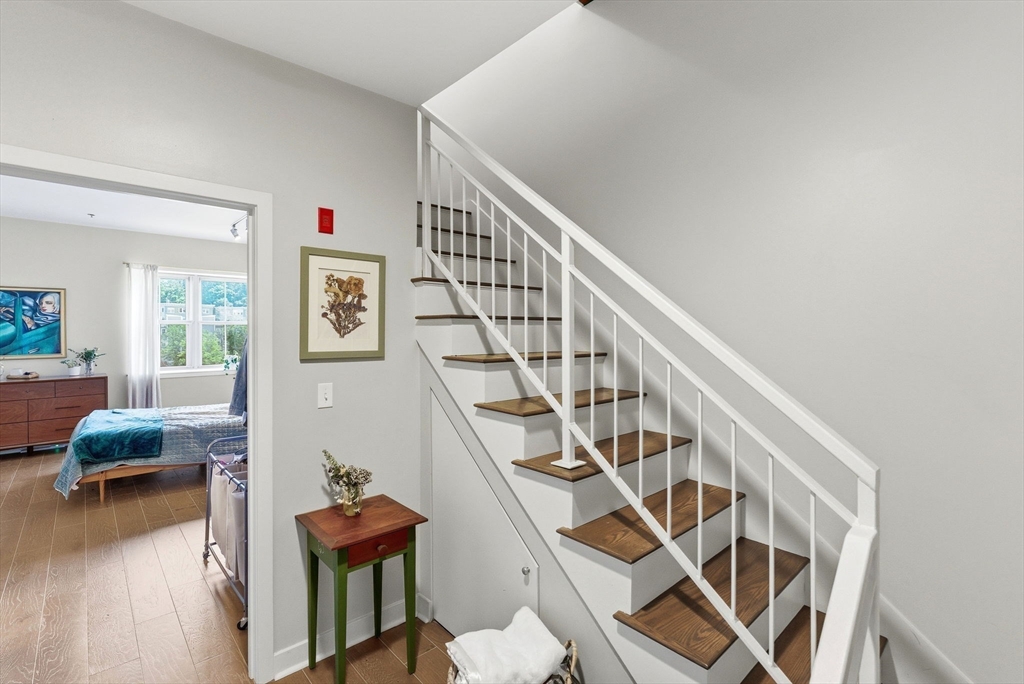 166 Terrace Street Unit: PH2