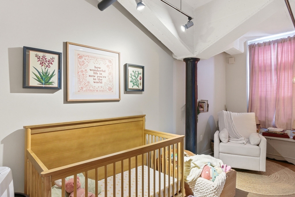 166 Terrace Street Unit: PH2