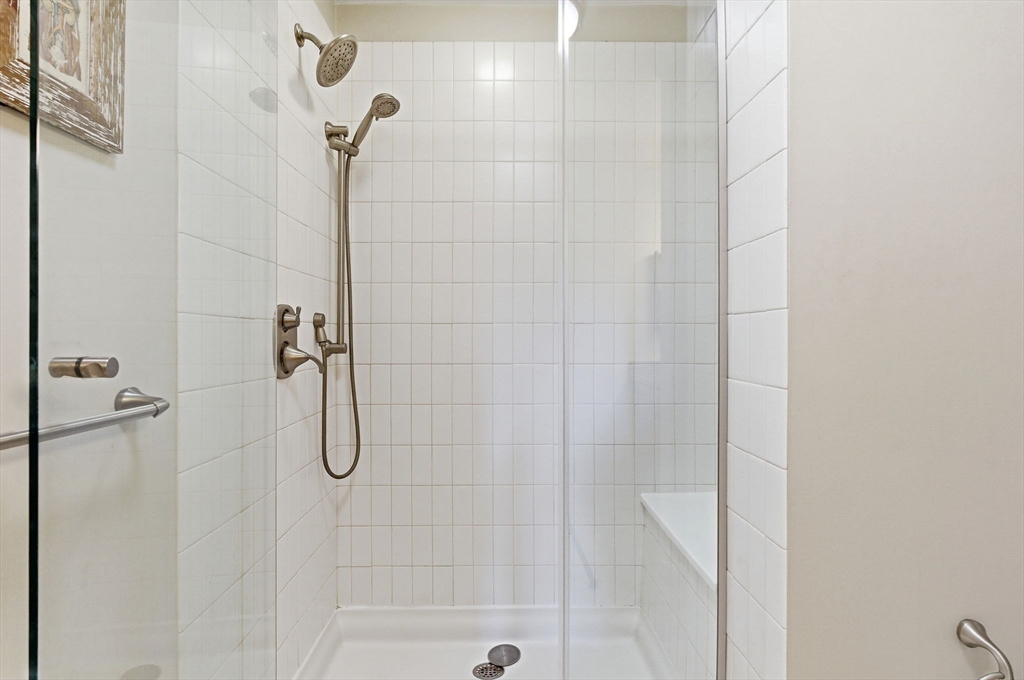 166 Terrace Street Unit: PH2