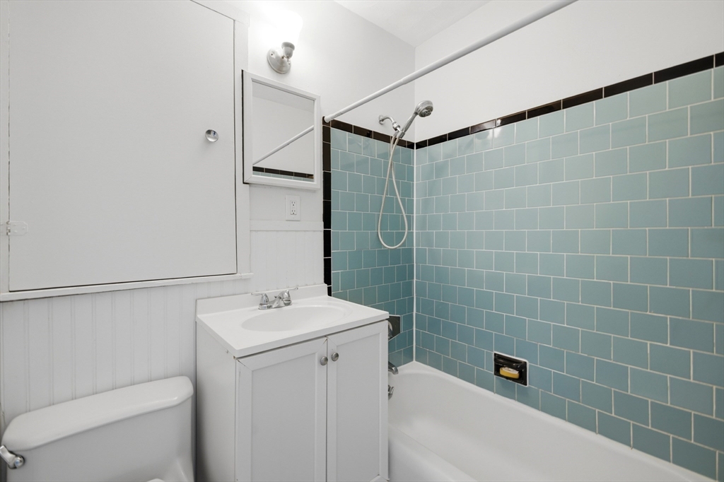 195 Concord Avenue # 11