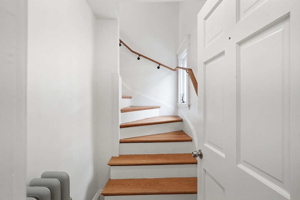 216 Broadway Unit 2