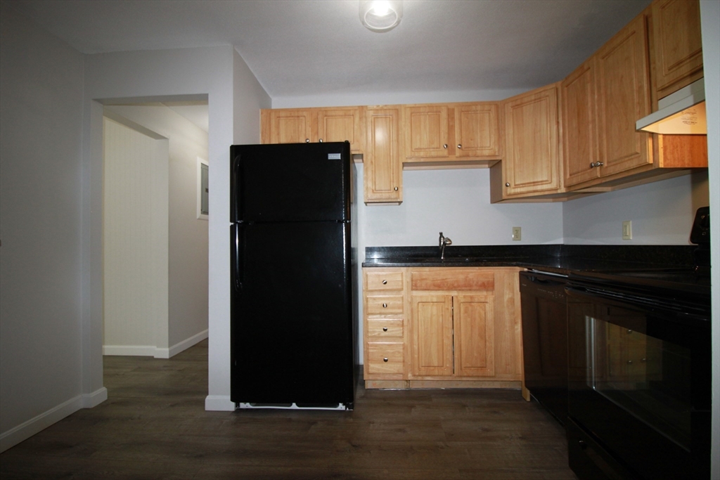380 Great Road # 303 Unit: B 303
