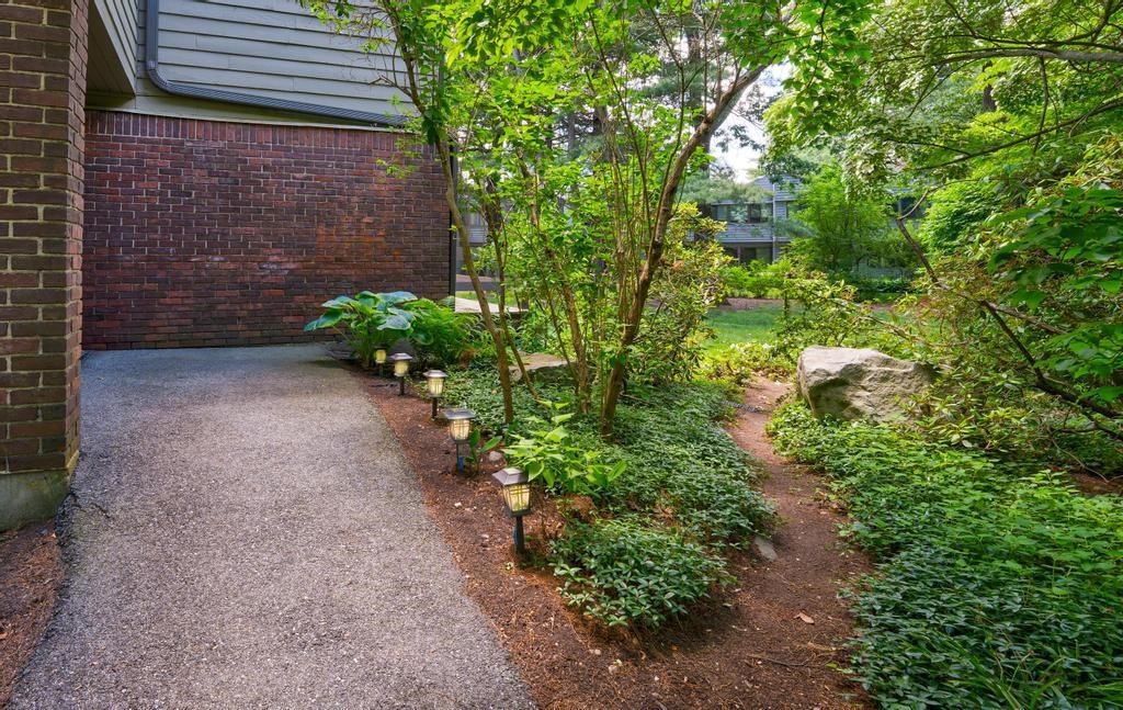 559 Great Elm Way # 559