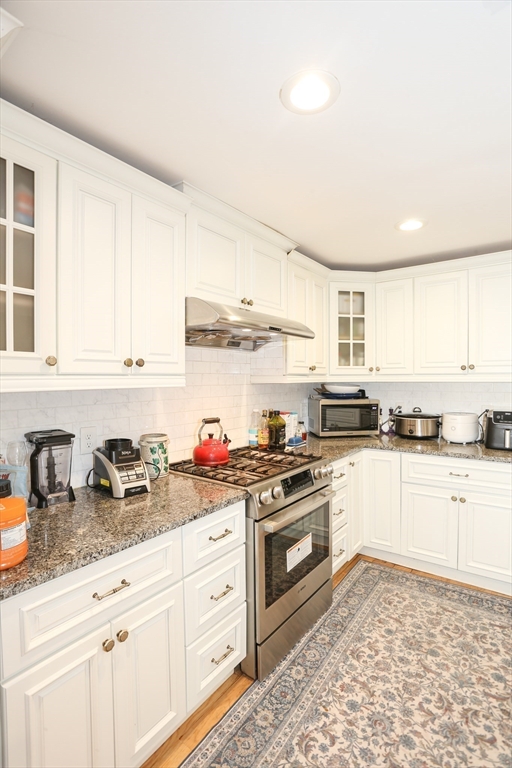 73 Audubon Dr