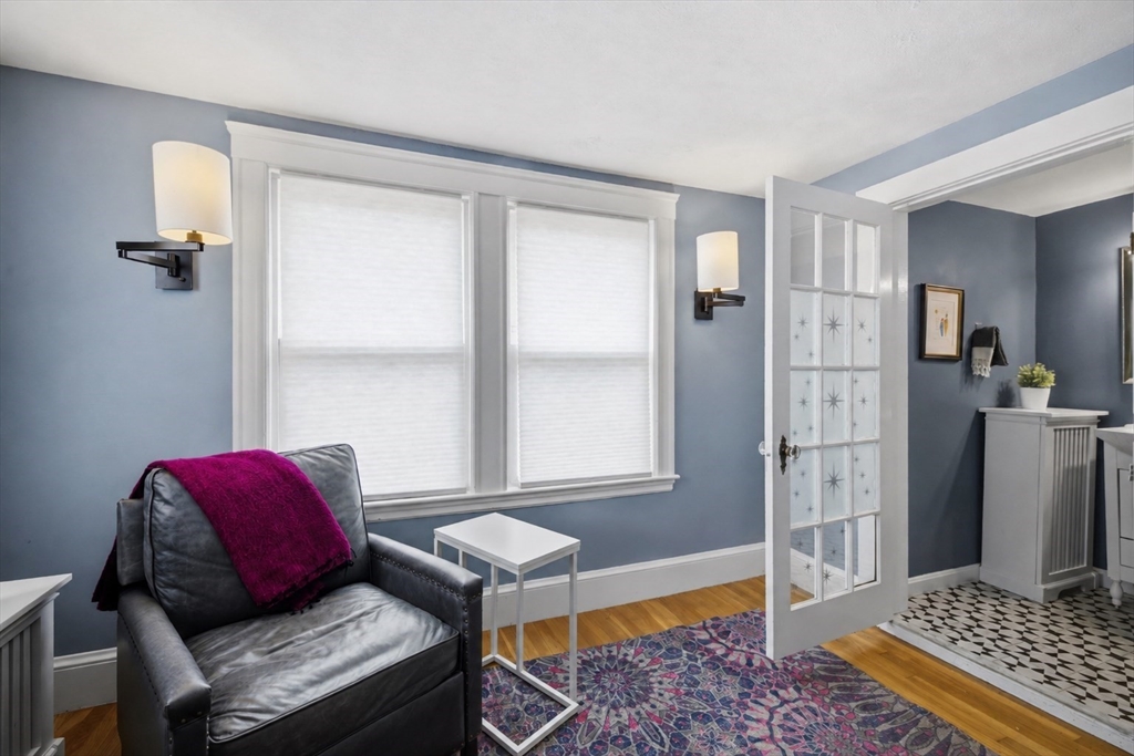 11 Crescent Hill Ave
