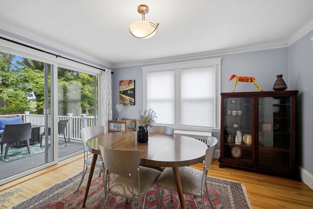 11 Crescent Hill Ave