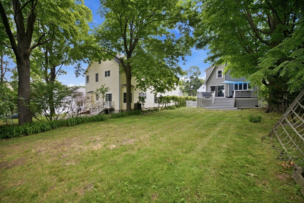 11 Crescent Hill Ave
