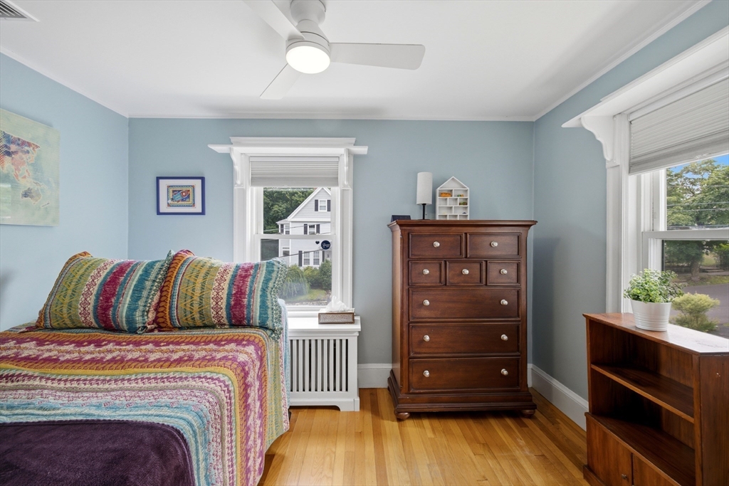 11 Crescent Hill Ave