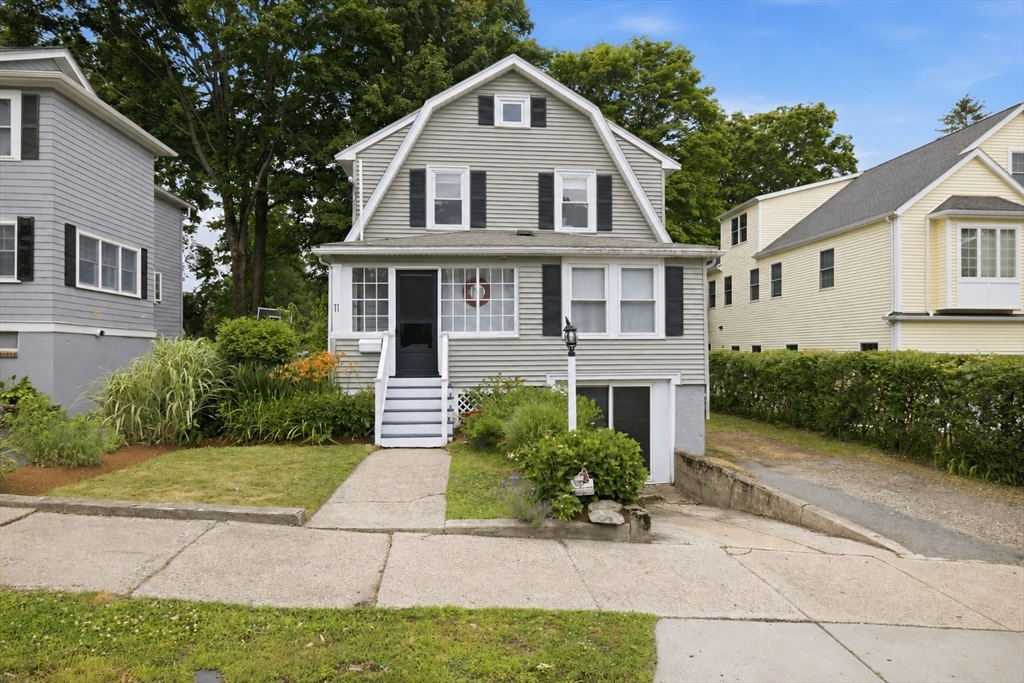 11 Crescent Hill Ave