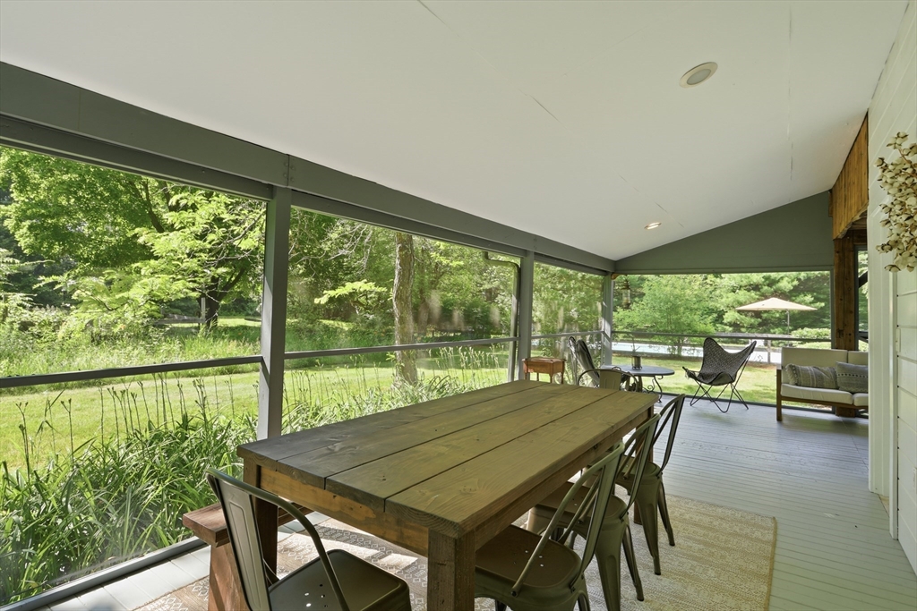 313 Berlin Rd