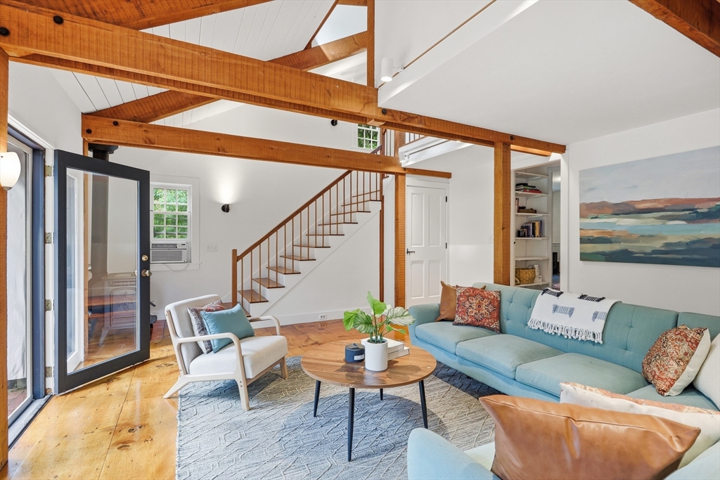 313 Berlin Rd