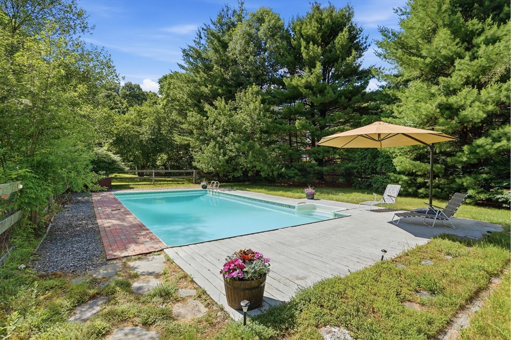 313 Berlin Rd