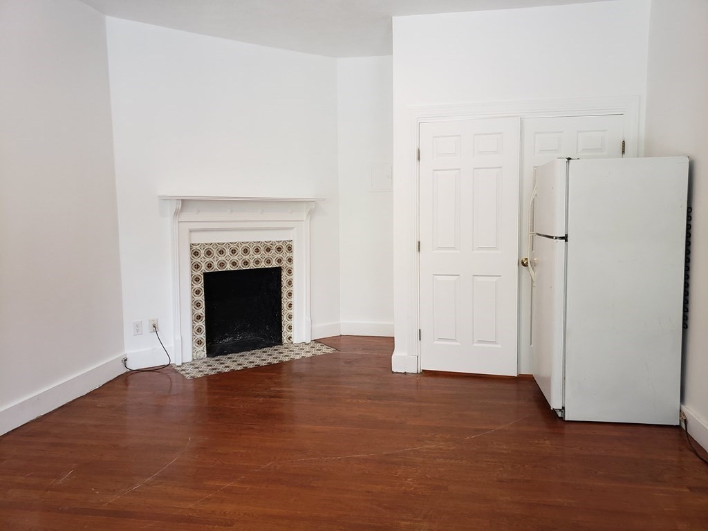 47 Massachusetts Ave # 1
