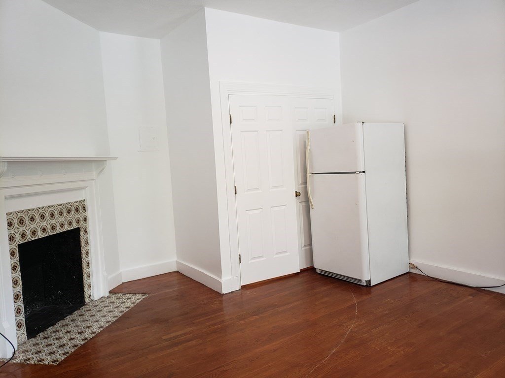 47 Massachusetts Ave # 1