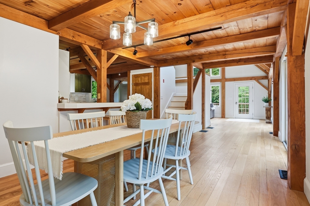 17 Orchard Dr