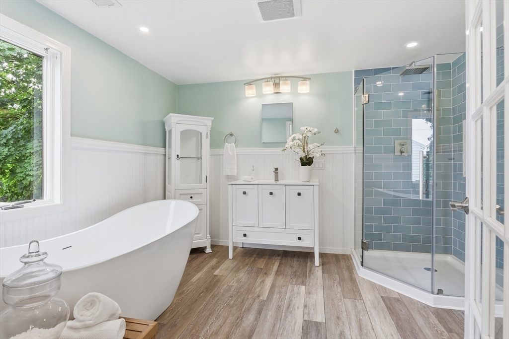 17 Orchard Dr