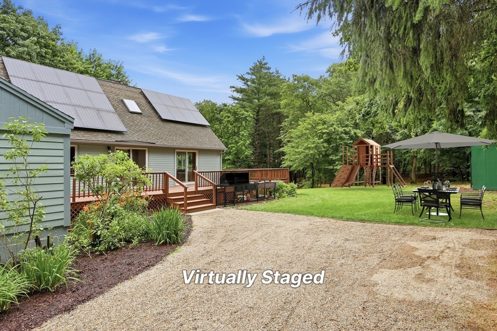 17 Orchard Dr
