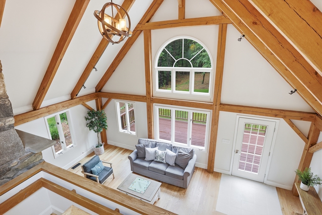 17 Orchard Dr