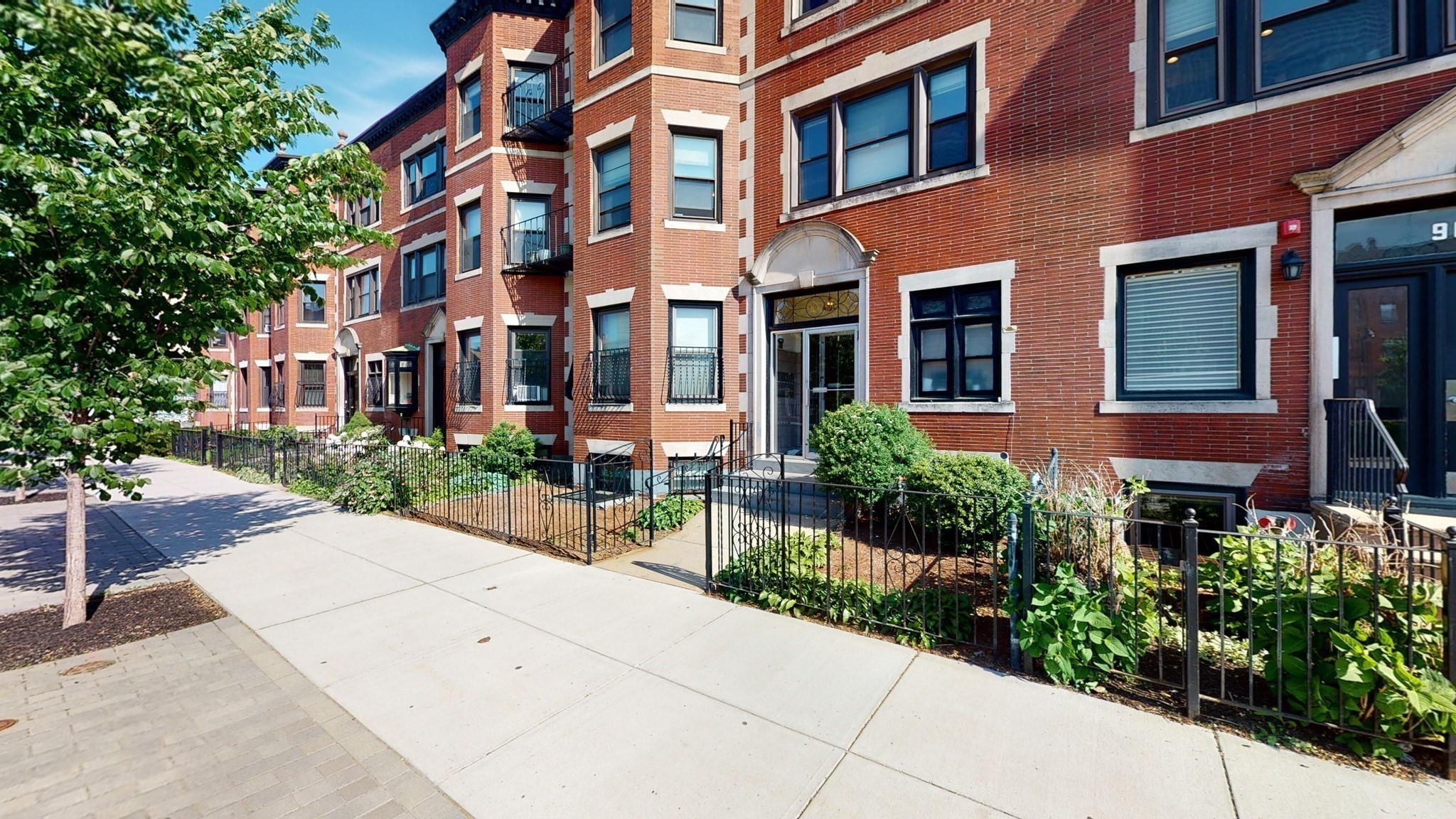 907 Beacon Street # 2