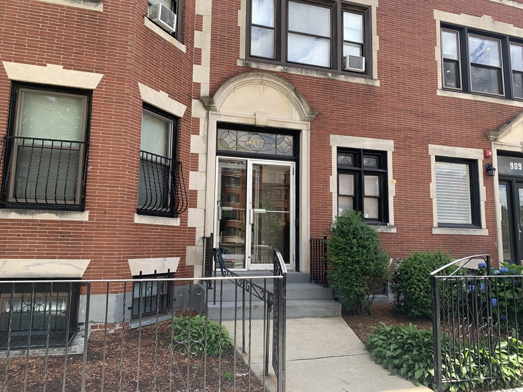907 Beacon Street # 2