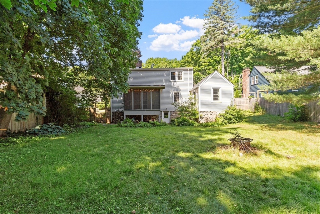 303 Central Street