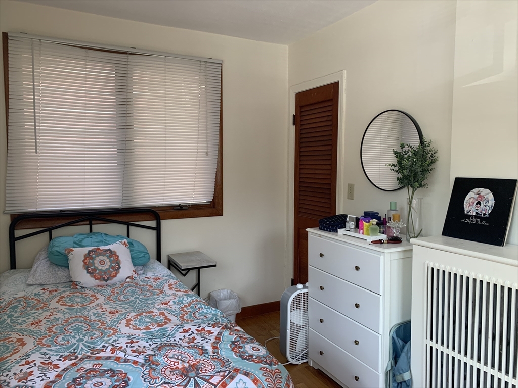 907 Beacon Street # 4