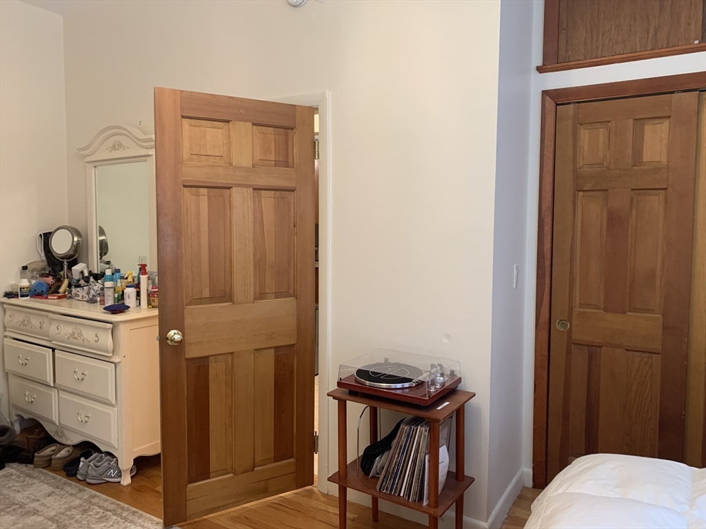907 Beacon Street # 4
