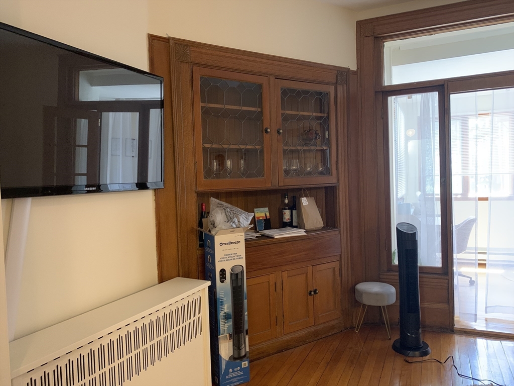 907 Beacon Street # 4