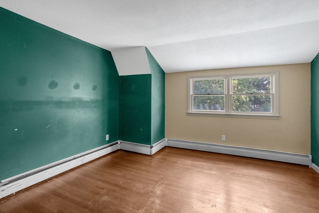 25 Manor Way