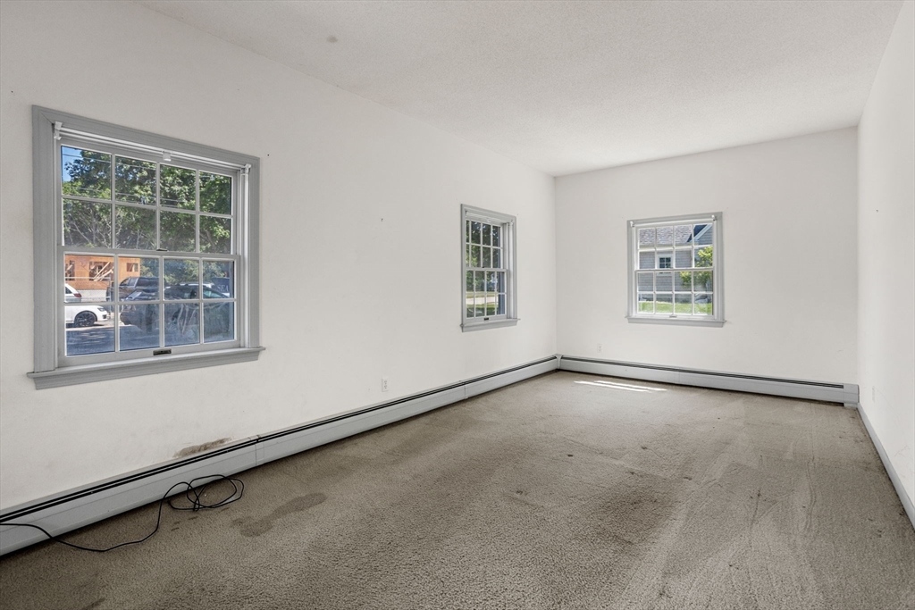 25 Manor Way