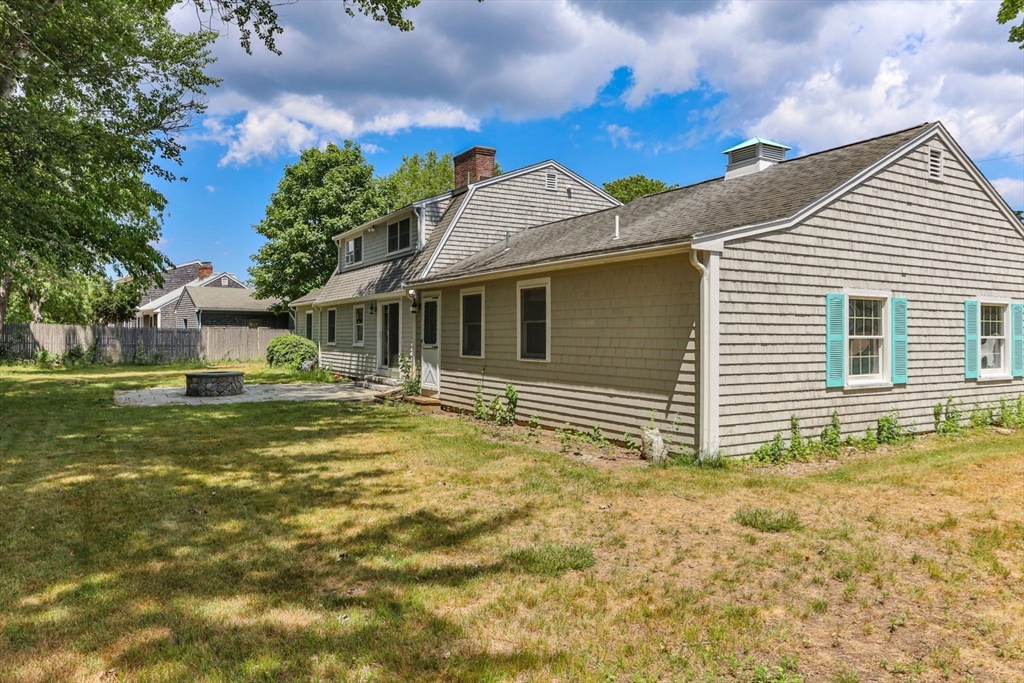 25 Manor Way