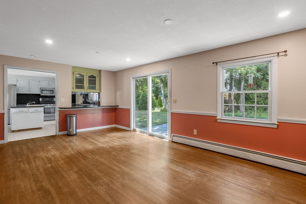 25 Manor Way